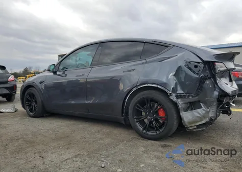 2022 Tesla Model Y from USA, damaged, VIN 7SAYGDEF4NF464522